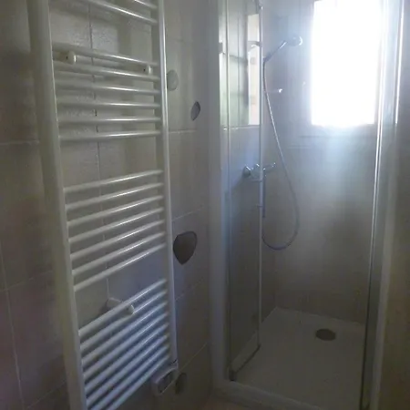 Apartamento St Clair 300 M De La Parking *